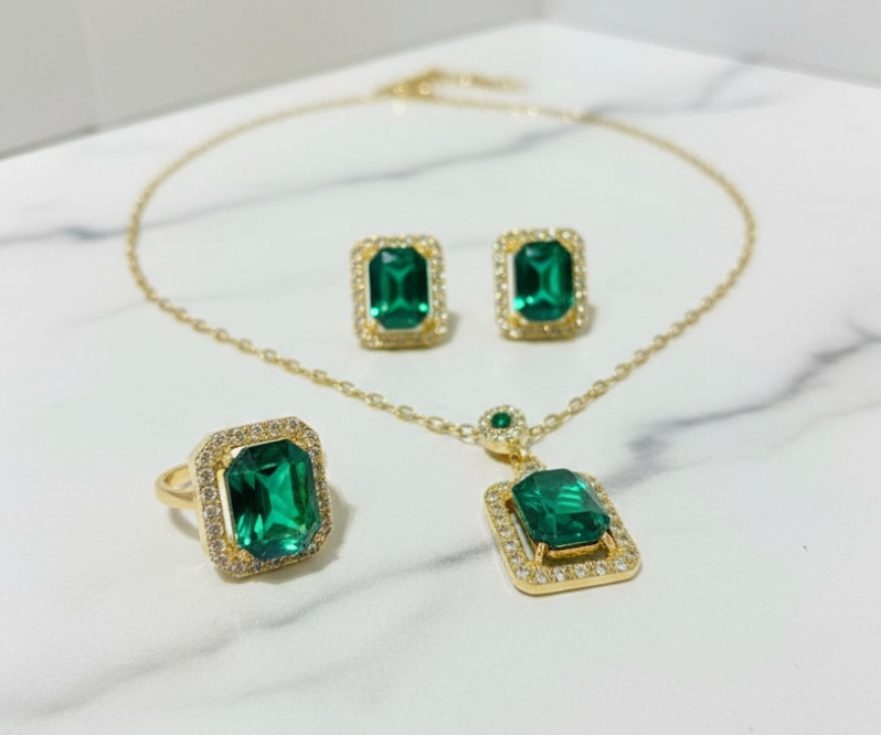 Green Jewellery Set